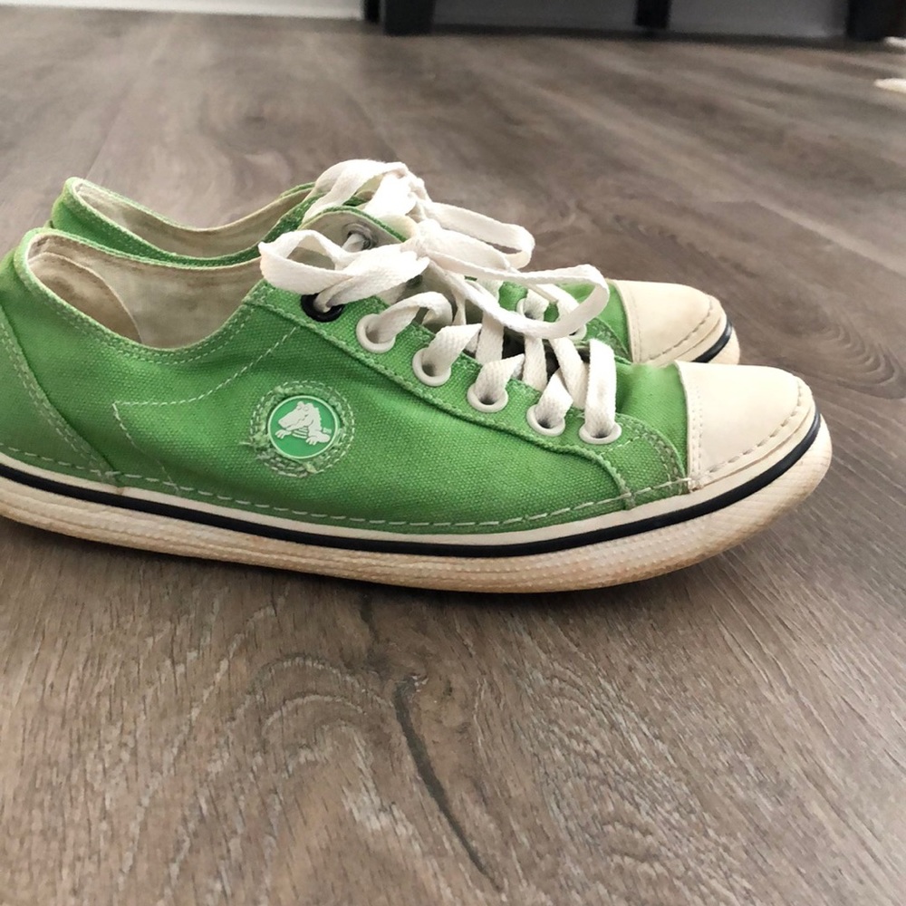 Crocs, green sneakers